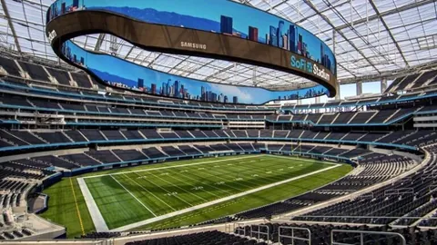 扎卡家庭再添新成员：第三个女儿诞生喜悦满溢